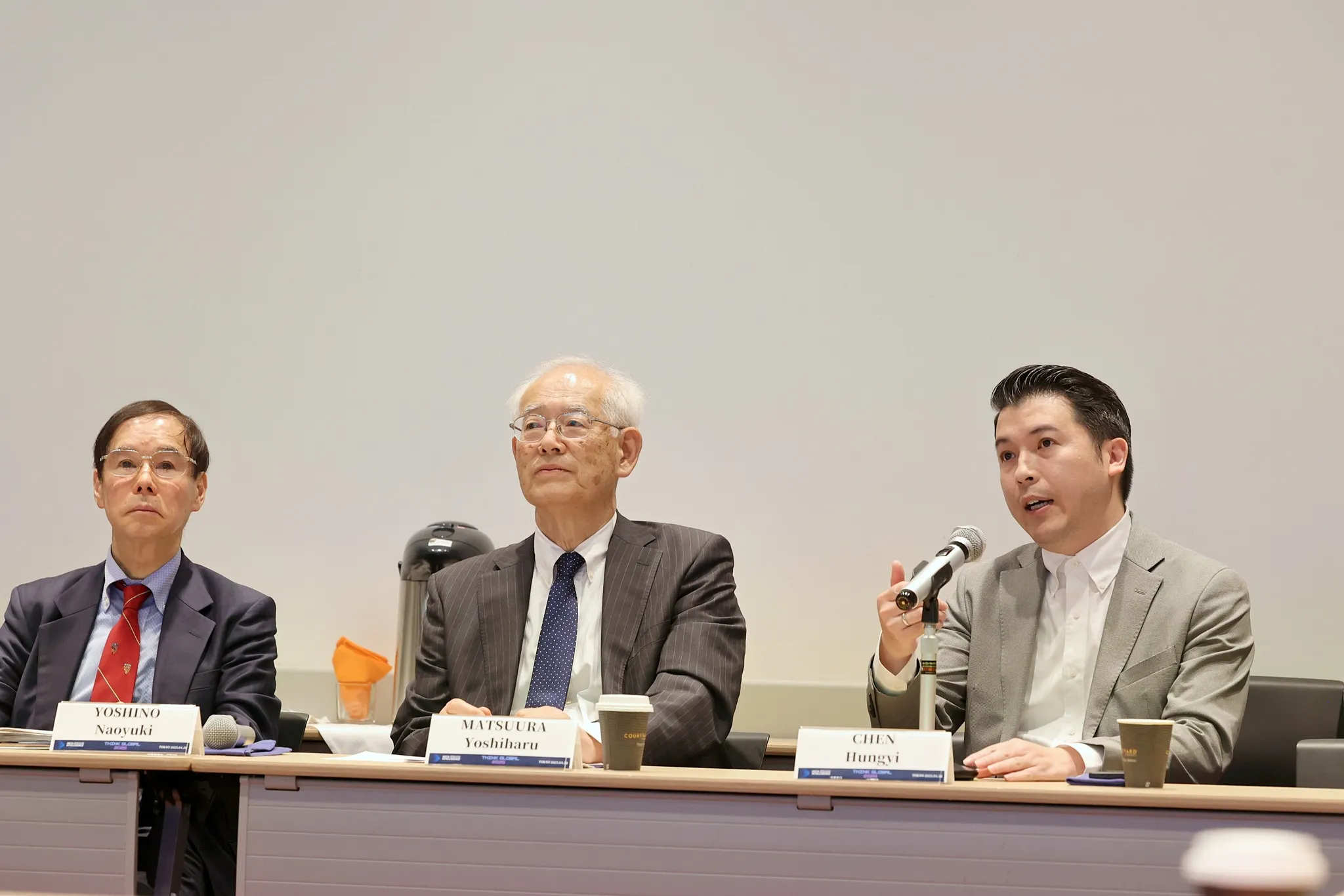 Founder sharing latest AI technology